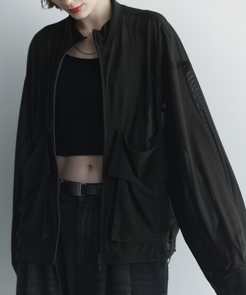 remer（リメール）の「クロップドマイクロメッシュトラックジャケット / Cropped Micro Mesh Track Jacket /（その他アウター・メンズ・ブラック/オリーブ・LARGE/MEDIUM/SMALL/X-SMALL）」の12枚目の写真