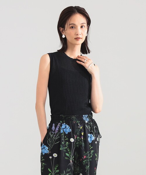 SLOANE（スローン）の「【別注】SLOANE / 14ゲージ ワイドリブ ノースリーブ ニット（ニット/セーター・レディース・ピンク/ホワイト/ブラック・1/2）」の2枚目の写真