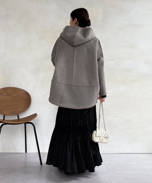 DouDou（ドゥドゥ）の「リバーシブルフェイクムートンコート（ムートンコート・レディース・ベビーピンク/ライトベージュ/グレー・FREE）」の8枚目の写真