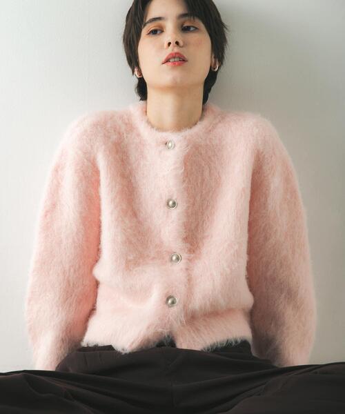 URBAN RESEARCH（アーバンリサーチ）の「ブラッシュシャギーニットカーディガン（カーディガン/ボレロ・レディース・グレー/グリーン系その他/ホワイト系その他/ピンク・FREE）」の4枚目の写真