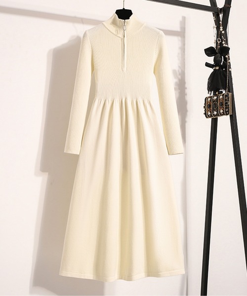 CHUL(チュル)の「ハーフジップハイネックワンピース(ワンピース・レディース・ブラック/ホワイト・MEDIUM/X-LARGE/LARGE)」の6枚目の写真