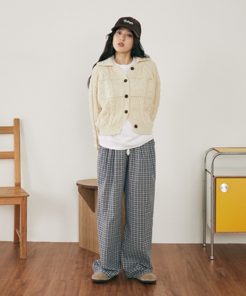 MERLOT（メルロー）の「ケーブル編みハートショートカーディガン（カーディガン/ボレロ・レディース・ブルー/ホワイト/グリーン・FREE）」の22枚目の写真