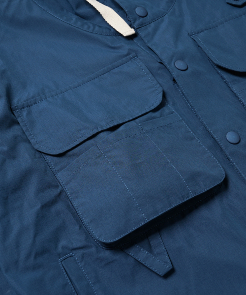 FRIZMWORKS（フリズムワークス）の「WADING HOODED PARKA _ DEEP BLUE（その他アウター・メンズ・その他・MEDIUM/LARGE/X-LARGE/SMALL）」の6枚目の写真