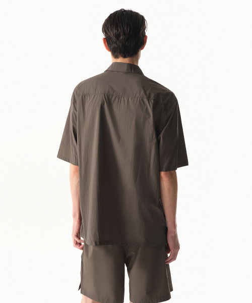 MUSINSA STANDARD（ムシンサスタンダード）の「[シティレジャー] エアウェイト半袖シャツ [ブラウン]（シャツ/ブラウス・メンズ・その他・SMALL/MEDIUM/LARGE/X-LARGE/XX-LARGE）」の3枚目の写真