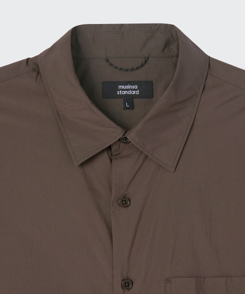MUSINSA STANDARD（ムシンサスタンダード）の「[シティレジャー] エアウェイト半袖シャツ [ブラウン]（シャツ/ブラウス・メンズ・その他・SMALL/MEDIUM/LARGE/X-LARGE/XX-LARGE）」の5枚目の写真
