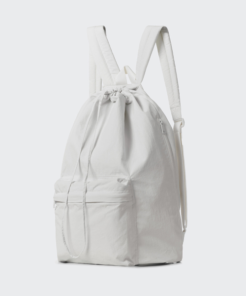 MUSINSA STANDARD（ムシンサスタンダード）の「クランクルドローストリングイージーバックパック [ダスティクリーム]（バックパック/リュック・レディース・その他・FREE）」の3枚目の写真