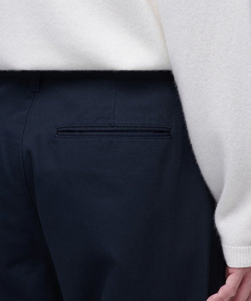 MUSINSA STANDARD（ムシンサスタンダード）の「ワンタックレギュラーフィットCcinoパンツ[ネイビー]（その他パンツ・メンズ・その他・40/38/42/26/27/28/29/36/34/32/30/31/33）」の6枚目の写真
