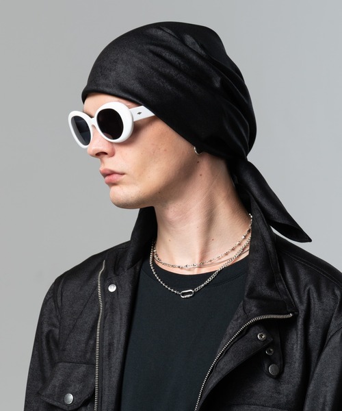 glamb(グラム)の「Triple Layer Necklace / トリプルレイヤーネックレス(ネックレス・メンズ・ブラック/シルバー・FREE)」の4枚目の写真