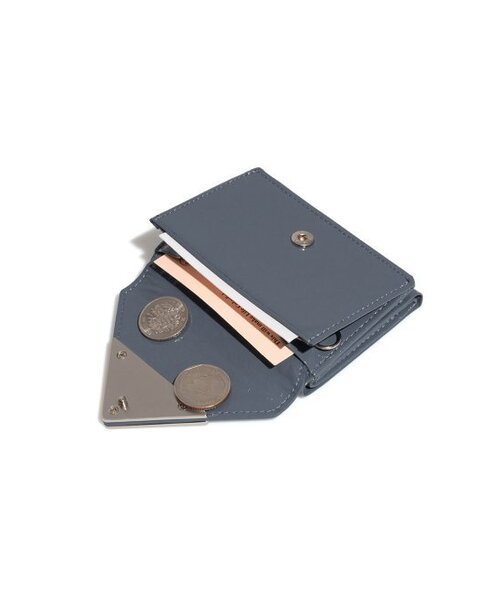 FENNEC(フェネック)の「CRINKLE TRIANGLE TRIPLE WALLET - DARK GREY(札入れ/マネークリップ・レディース・その他・FREE)」の4枚目の写真