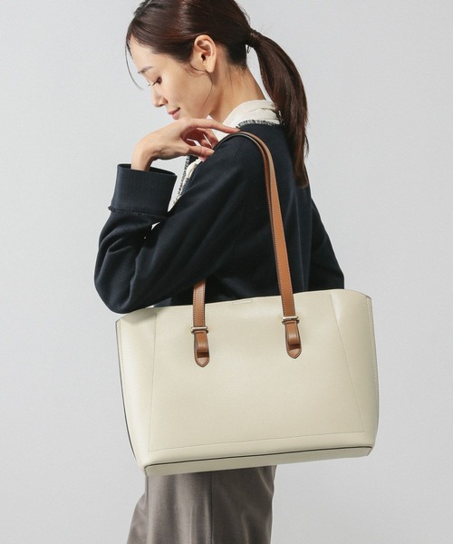 GLOBAL WORK（グローバルワーク）の「スペ軽撥水6ポケA4トート/611426（トートバッグ・レディース・ブラウン/ブラック系その他/ベージュ/ホワイト系その他6/ホワイト系その他7/ブラック・ONE SIZE）」の8枚目の写真