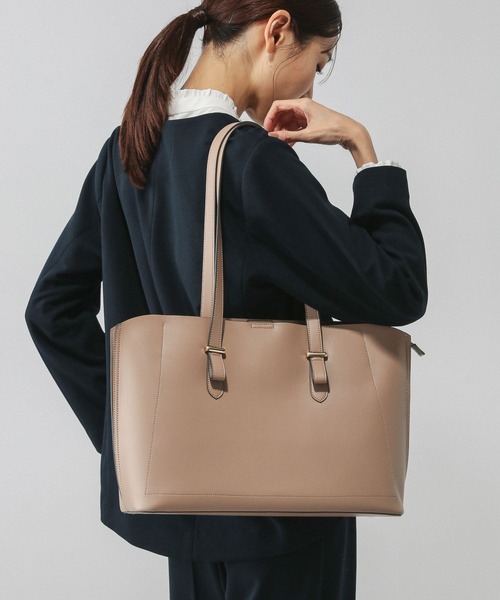 GLOBAL WORK（グローバルワーク）の「スペ軽撥水6ポケA4トート/611426（トートバッグ・レディース・ブラウン/ブラック系その他/ベージュ/ホワイト系その他6/ホワイト系その他7/ブラック・ONE SIZE）」の15枚目の写真