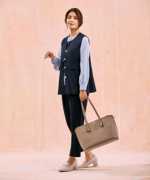 GLOBAL WORK（グローバルワーク）の「スペ軽撥水6ポケA4トート/611426（トートバッグ・レディース・ブラウン/ブラック系その他/ベージュ/ホワイト系その他6/ホワイト系その他7/ブラック・ONE SIZE）」の17枚目の写真