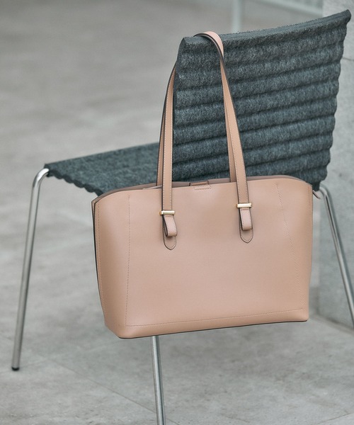 GLOBAL WORK（グローバルワーク）の「スペ軽撥水6ポケA4トート/611426（トートバッグ・レディース・ブラウン/ブラック系その他/ベージュ/ホワイト系その他6/ホワイト系その他7/ブラック・ONE SIZE）」の21枚目の写真