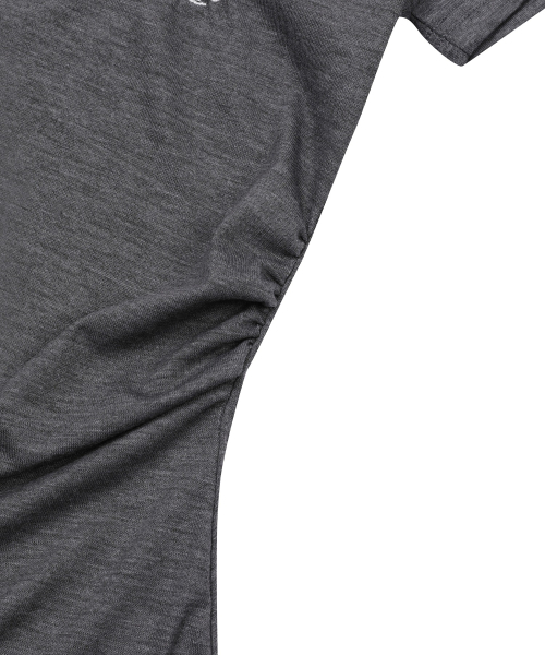 MUCENT(ムセント)の「ヤティサイドシャーリングVネック半袖ティー(4色)(Tシャツ/カットソー・レディース・チャコール/ホワイト/グレー/ブラック・FREE)」の7枚目の写真