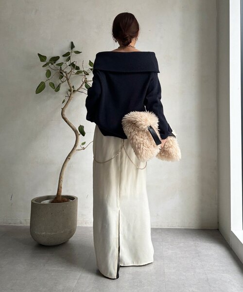 DouDou（ドゥドゥ）の「サテンストレートスカート（スカート・レディース・オフホワイト/モカ/ブラック・36/38）」の8枚目の写真