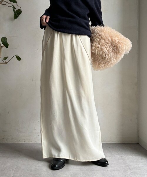 DouDou（ドゥドゥ）の「サテンストレートスカート（スカート・レディース・オフホワイト/モカ/ブラック・36/38）」の11枚目の写真