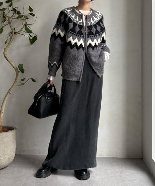 DouDou（ドゥドゥ）の「サテンストレートスカート（スカート・レディース・オフホワイト/モカ/ブラック・36/38）」の13枚目の写真