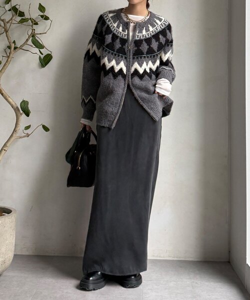 DouDou（ドゥドゥ）の「サテンストレートスカート（スカート・レディース・オフホワイト/モカ/ブラック・36/38）」の15枚目の写真