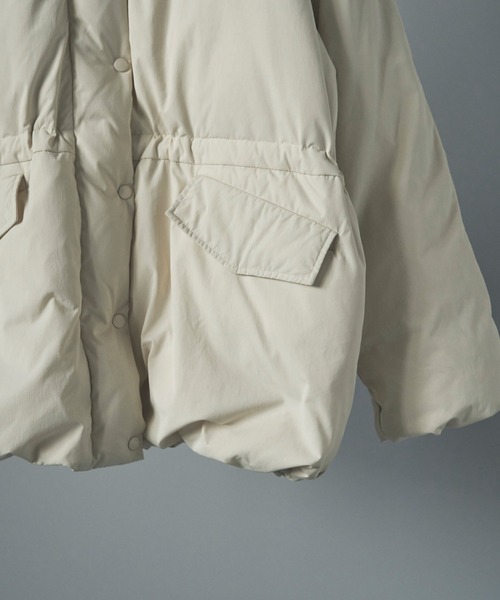 anuke（アンヌーク）の「[anuke/アンヌーク] スタンドカラーダウンコート（ダウンジャケット/コート・レディース・アイボリー/ブラック・36）」の16枚目の写真