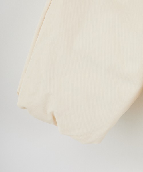 anuke（アンヌーク）の「[anuke/アンヌーク] スタンドカラーダウンコート（ダウンジャケット/コート・レディース・アイボリー/ブラック・36）」の22枚目の写真