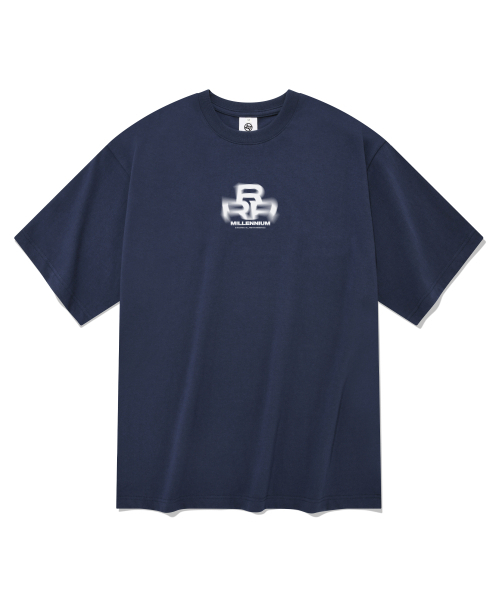 RADINEO(ラディネオ)の「ミレニアム 半袖Tシャツ ネイビー(Tシャツ/カットソー・メンズ・その他・LARGE/MEDIUM/SMALL/X-LARGE)」の1枚目の写真