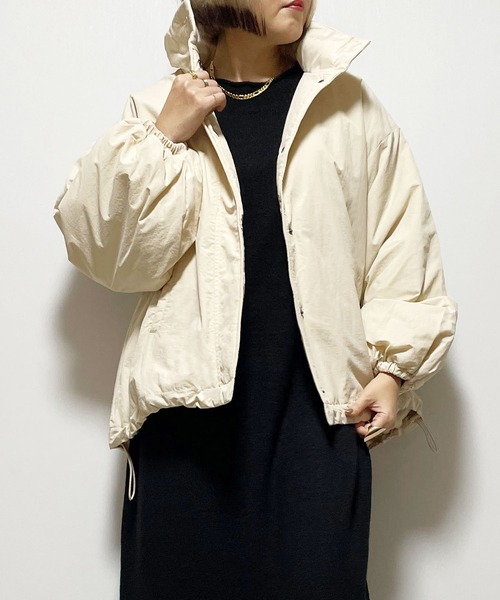 Fizz(フィズ)の「ハイネック中綿ブルゾン(ブルゾン・レディース・ブラック/モカ/アイボリー/オリーブ・M)」の15枚目の写真