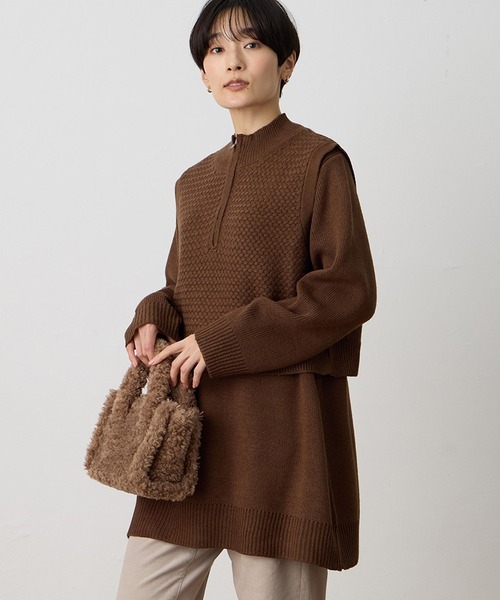 DECOY SINCE 1981(デコイシンスイチキュウハチイチ)の「ベスト付きニットチュニック【セットアイテム・洗える】(ニット/セーター・レディース・ベージュ/ブラウン・M/L/LL)」の2枚目の写真