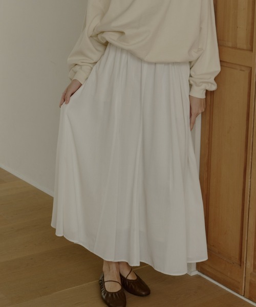 OLUN(オルン)の「soft touch sheer flared skirt/ソフトタッチシアーフレアスカート(スカート・レディース・ブラック/アイボリー・SMALL/X-SMALL/FREE)」の5枚目の写真