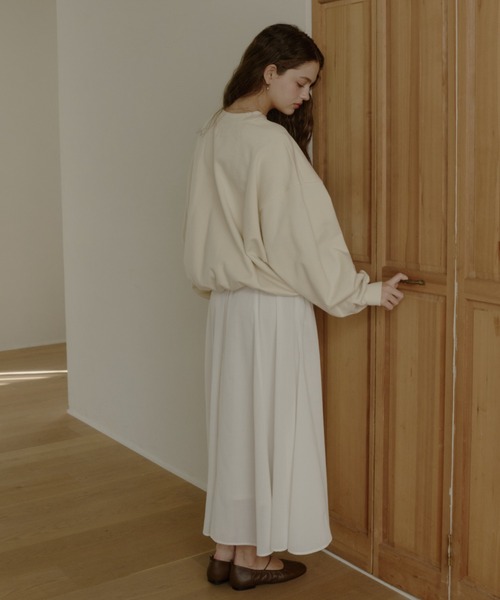 OLUN(オルン)の「soft touch sheer flared skirt/ソフトタッチシアーフレアスカート(スカート・レディース・ブラック/アイボリー・SMALL/X-SMALL/FREE)」の17枚目の写真