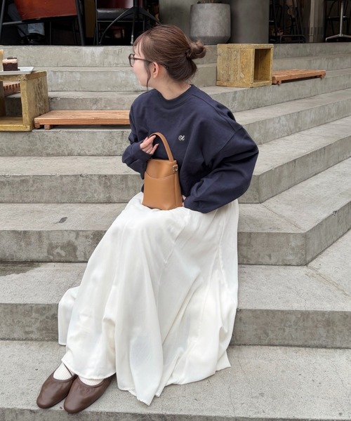OLUN（オルン）の「soft touch sheer flared skirt/ソフトタッチシアーフレアスカート（スカート・レディース・ブラック/アイボリー・SMALL/X-SMALL/FREE）」の10枚目の写真