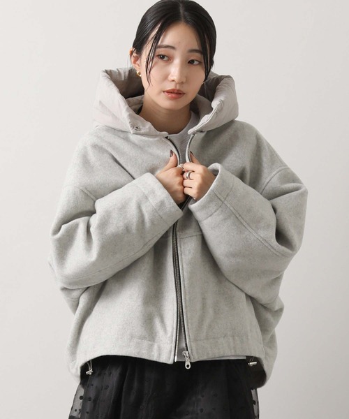 Gready Brilliant（グレディブリリアン）の「フード付ウールショート