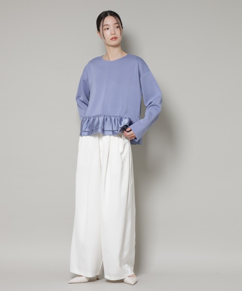 NANO universe（ナノユニバース）の「ダンボールカットサテンペプラムトップス（Tシャツ/カットソー・レディース・ホワイト/ブラック/ブルー・FREE）」の21枚目の写真