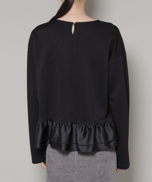 NANO universe（ナノユニバース）の「ダンボールカットサテンペプラムトップス（Tシャツ/カットソー・レディース・ホワイト/ブラック/ブルー・FREE）」の15枚目の写真