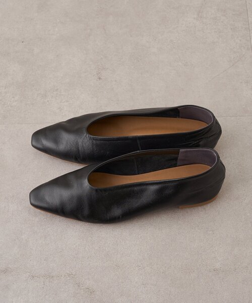 SHENERY（シーナリー）の「フラットシューズ（その他シューズ・レディース・シルバー/ブラック・36/37/38）」の3枚目の写真