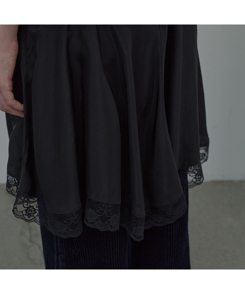 LCDC TM(エルシーディーシーティーエム)の「LACE TRIM JERSEY DRESS (CHARCOAL)(ワンピース・レディース・その他・OS)」の2枚目の写真