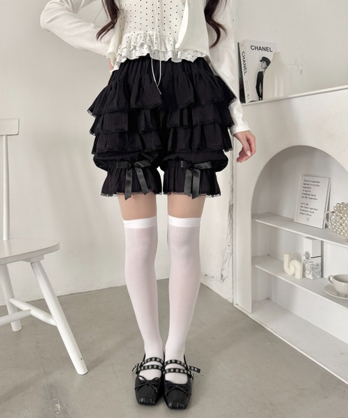 Loueme(ルエム)の「キャンディフリルショートパンツ(その他パンツ・レディース・ブラック/ライトブルー/ホワイト/ピンク・FREE)」の12枚目の写真