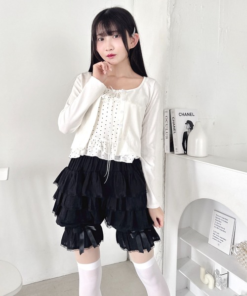 Loueme(ルエム)の「キャンディフリルショートパンツ(その他パンツ・レディース・ブラック/ライトブルー/ホワイト/ピンク・FREE)」の14枚目の写真