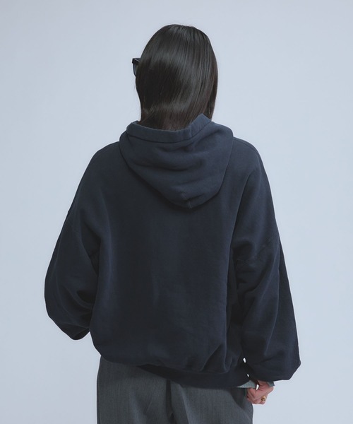 Chaos(カオス)の「Chaos(カオス)/◇REMI RELIEF◇別注ロゴフーディー(スウェット・レディース・ネイビー系/ホワイト・FREE)」の17枚目の写真