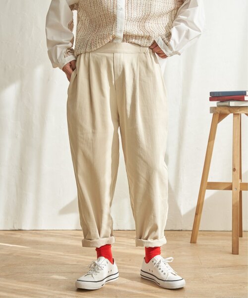 LBC(エルビーシー)の「コットンゆるテーパードパンツ(その他パンツ・レディース・ブルー系その他/オフホワイト/ベージュ/ブラック・M/L)」の19枚目の写真
