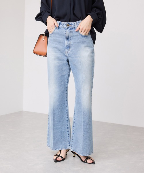 VIS（ビス）の「フレアシルエットデニム（デニムパンツ・レディース・サックスブルー/ネイビー・M/S）」の3枚目の写真