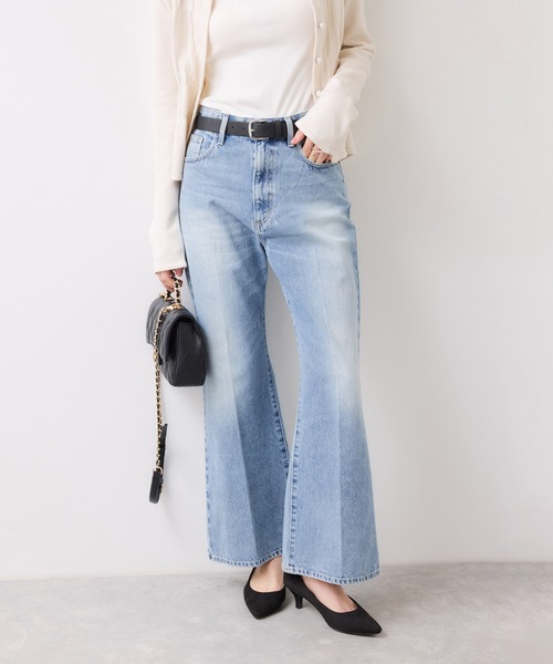 VIS（ビス）の「フレアシルエットデニム（デニムパンツ・レディース・サックスブルー/ネイビー・M/S）」の7枚目の写真