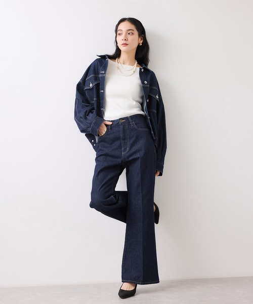 VIS（ビス）の「フレアシルエットデニム（デニムパンツ・レディース・サックスブルー/ネイビー・M/S）」の11枚目の写真