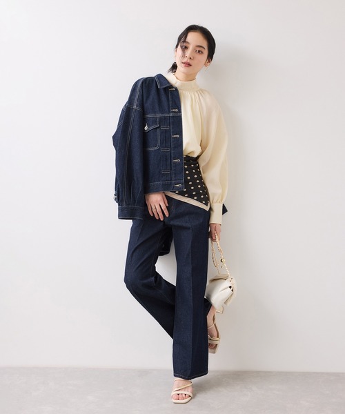 VIS（ビス）の「フレアシルエットデニム（デニムパンツ・レディース・サックスブルー/ネイビー・M/S）」の17枚目の写真