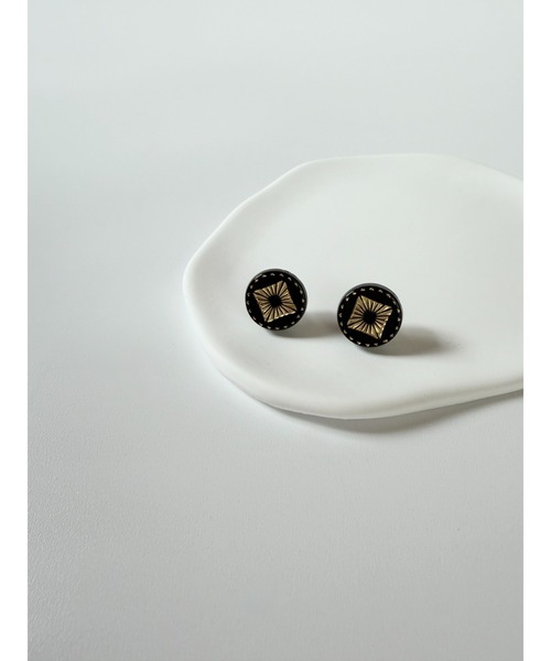 tone(トーン)の「【TOMEI LAB】アンティーク調 ラウンド ピアス(MA)(ピアス(両耳用)・レディース・ブラック/ブルー/レッド/ホワイト/その他・FREE)」の20枚目の写真