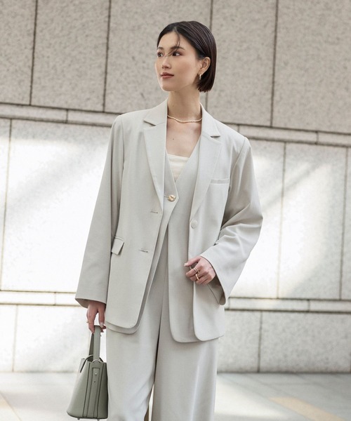 BAYFLOW（ベイフロー）の「【KARENさんコラボ】ジャケット（テーラードジャケット・レディース・グレイッシュベージュ/ネイビー・SMALL/MEDIUM）」の5枚目の写真