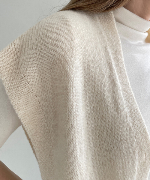 SLOWLOLLI（スローローリ）の「Lambswool knit vest（ニット/セーター・レディース・オートミール/ブラウン/クリーム/ブラック・FREE）」の5枚目の写真
