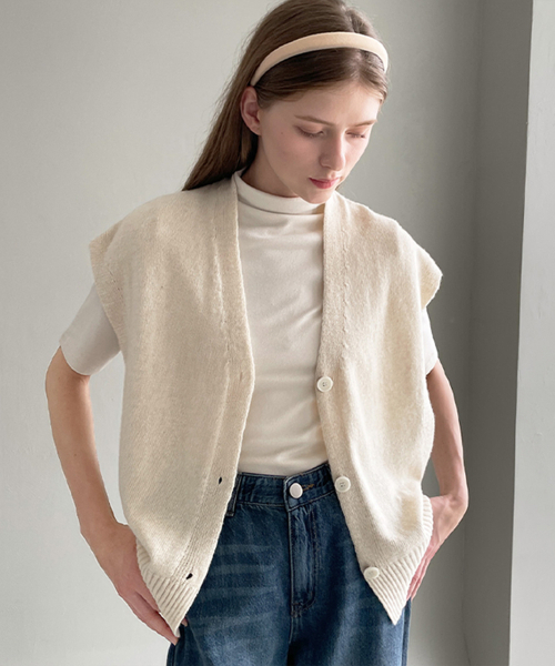 SLOWLOLLI（スローローリ）の「Lambswool knit vest（ニット/セーター・レディース・オートミール/ブラウン/クリーム/ブラック・FREE）」の7枚目の写真