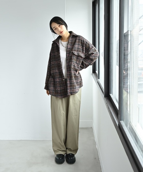 STYLE DELI(スタイルデリ)の「【BLK001】ビッグチェック柄シャツジャケット(シャツ/ブラウス・レディース・グリーン/ピンク・FREE)」の7枚目の写真