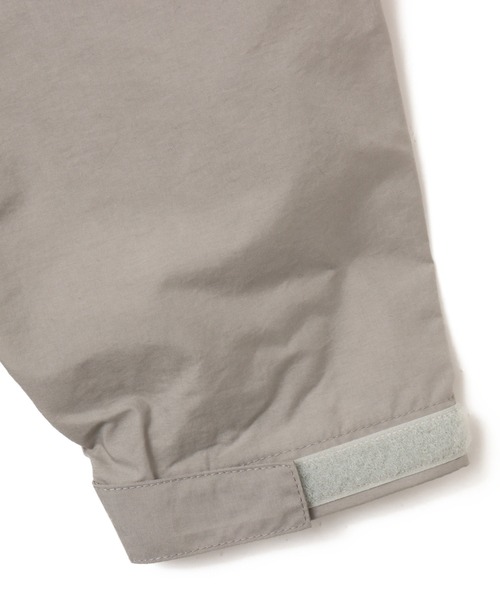 THE NORTH FACE（ザノースフェイス）の「THE NORTH FACE Compact Jacket / ザ ノース フェイス コンパクト ジャケット（ナイロンジャケット・メンズ・ベージュ・XXL/XL/L/M/S）」の4枚目の写真