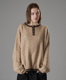ONCILY（オンシェリー）の「COLOR ACCENT HENRY NECK KNIT / 配色ヘンリーネックニット（ニット/セーター）」